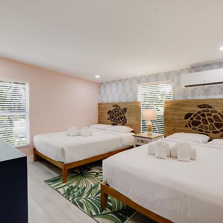 Charming Suite With Balcony And Bikes At Historic Sandpiper Inn Sanibel Extérieur photo